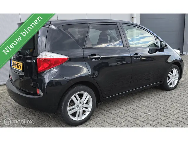 Toyota Verso-S 1.3 VVT-i Dynamic 2013 Benzine 19