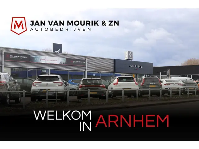 Renault Captur 1.3 160 Pk techno Automaat 2023 Benzine 32