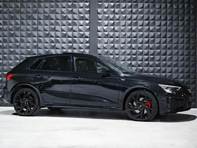 Audi A3 Sportback 45 TFSI e S Line 2022 Hybride Benzine 2