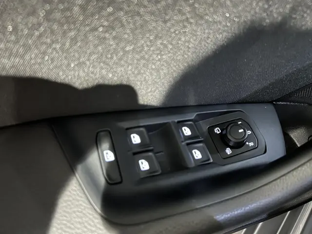 Volkswagen Passat 1.5 TSI Business 2021 Benzine 18