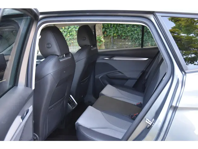 Škoda Enyaq iV 60 2022 Elektrisch 8
