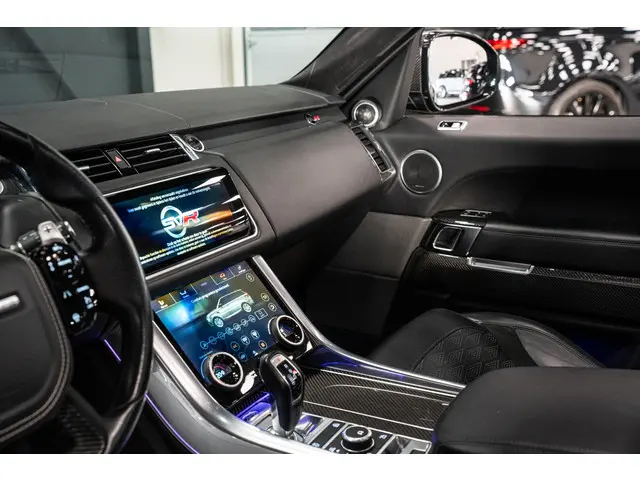 Land Rover Range Rover Sport 5.0 V8 SC SVR 2020 Benzine 34