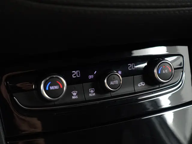 Opel Grandland X 1.2 Turbo Ultimate Aut- 2018 Benzine 13