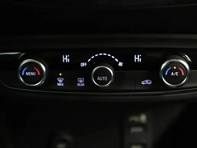 Opel Crossland X 1.2 Turbo Innovation 2017 Benzine 16