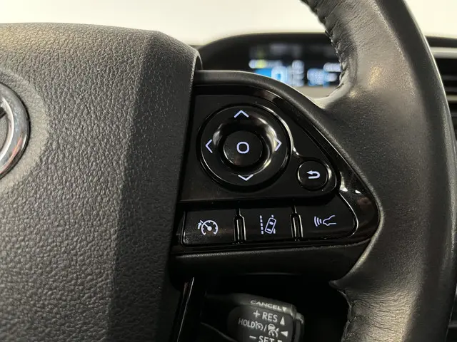 Toyota Prius 1.8 Dynamic 2019 Hybride Benzine 25