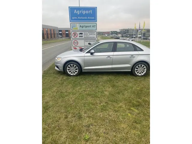 Audi A3 Limousine 1.6 TDI Attraction Pro Line 2015 Diesel 8