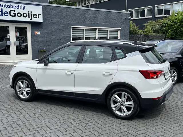 SEAT Arona 1.0 TSi DSG FR Business Intense 2021 Benzine 7