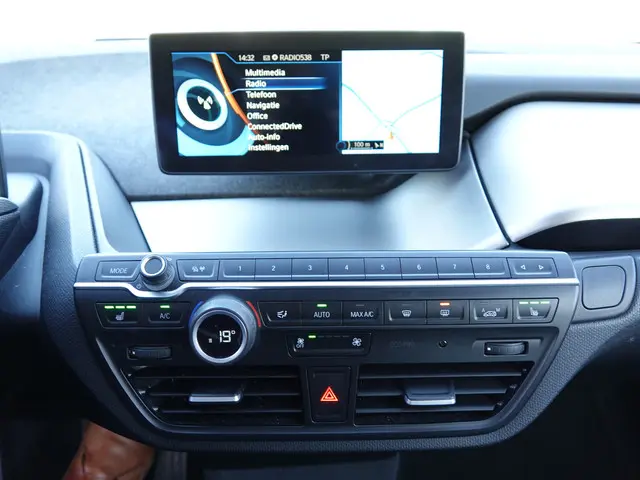 BMW i3 Basis Advance 22 kWh 2015 Elektrisch 12
