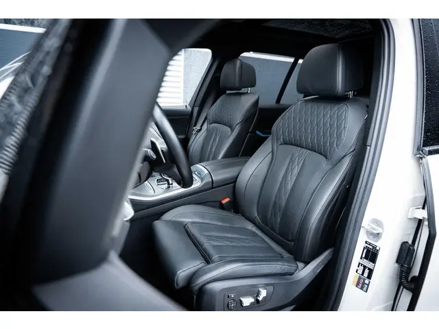 BMW X5 xDrive45e High Executive 2022 Hybride Benzine 10