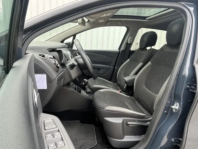 Renault Captur 1.3 TCe Intens 2019 Benzine 16