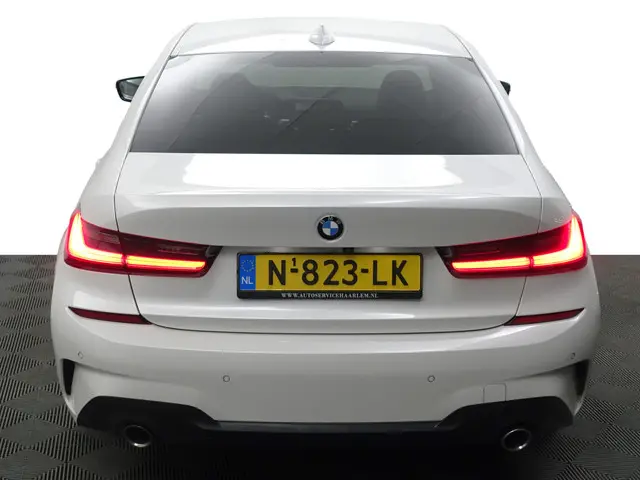 BMW 3 Serie 320i xDrive M Sport Edition- 2019 Benzine 32