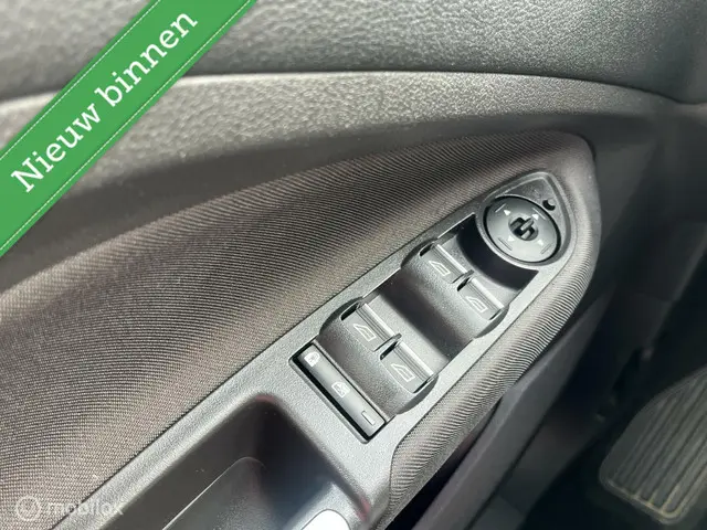 Ford C-MAX 1.0 Ambiente 2017 Benzine 10