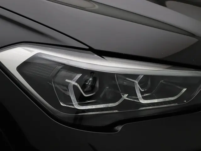 BMW X1 sDrive20i 2020 Benzine 38