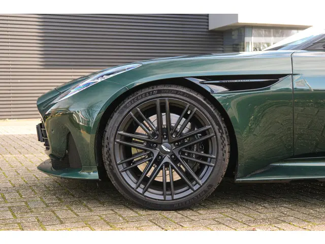 Aston Martin V8 Volante DB12 4.0 2024 Benzine 9