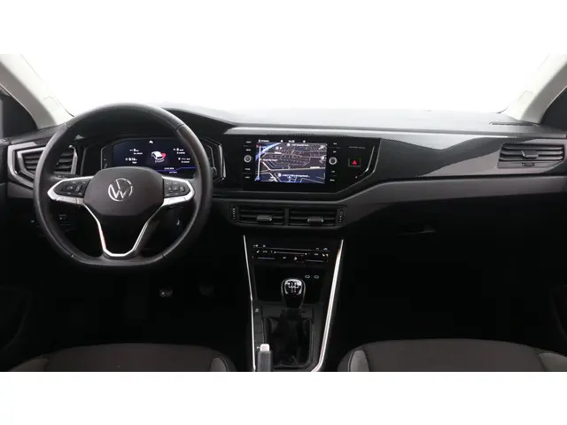 Volkswagen Polo 1.0 TSI 95pk Life Business 2024 Benzine 19