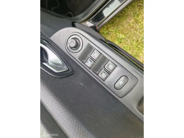 Renault Clio Estate 1.2 Dynamique 2016 Benzine 16