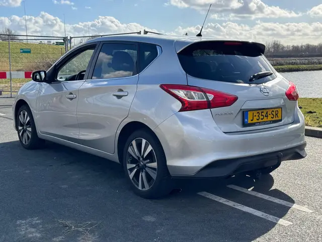 Nissan Pulsar 1.2 DIG-T N-Connecta * AIRCO * 2016 Benzine 9