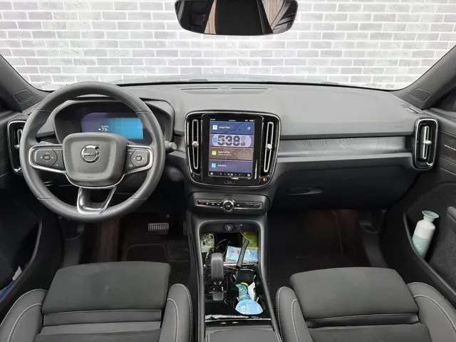 Volvo XC40 Recharge Ultimate 70 kWh 2023 Elektrisch 6