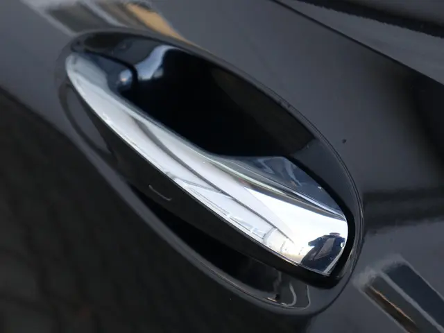 Mercedes-Benz EQB 300 4MATIC AMG line 2022 Elektrisch 10