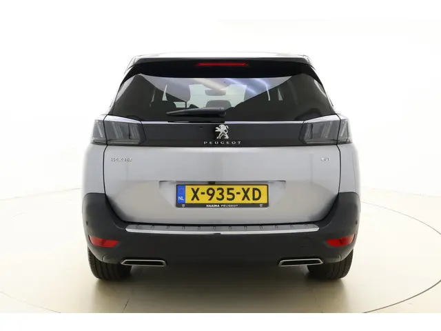 Peugeot 5008 1.2 Hybrid GT 2024 Benzine 11