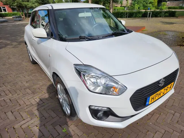 Suzuki Swift 1.2 Select 2018 Benzine 2