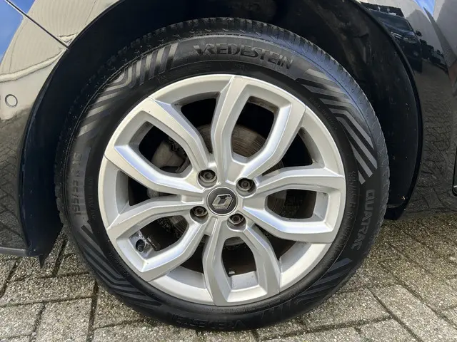 Renault Clio Estate 0.9 TCe Intens 2018 Benzine 22