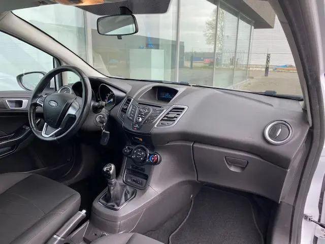 Ford Fiesta 1.25 AIRCO BJ 12-2017 APK 4-2026 2017 Benzine 5