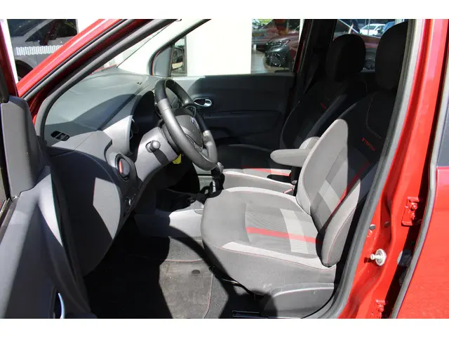 Dacia Lodgy 1.3 TCe Tech Road 7p. 2019 Benzine 14
