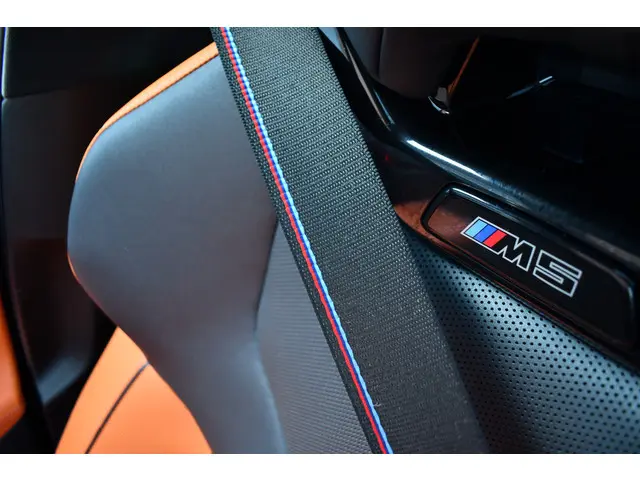 BMW M5 5-serie Touring 2024 Hybride Benzine 28