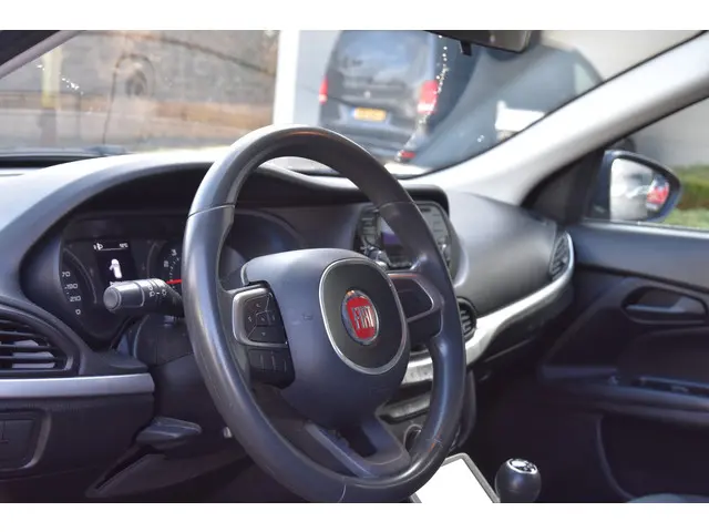 Fiat Tipo 1.4 Street 2020 Benzine 6