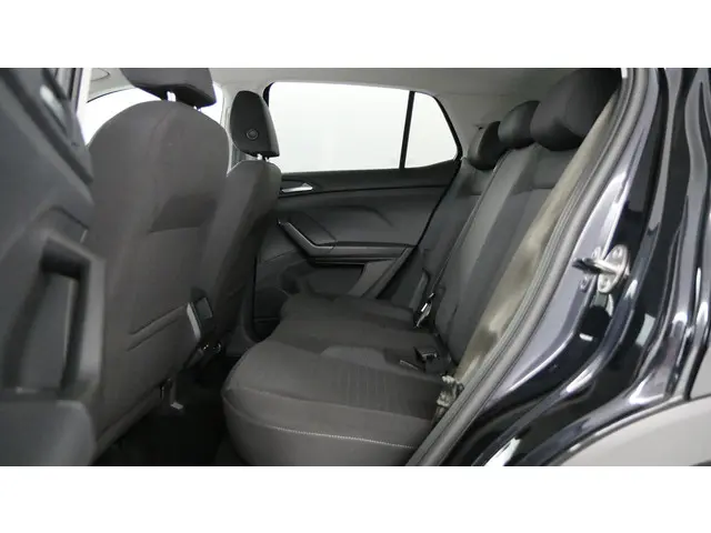Volkswagen T-Cross 1.0 TSI 1110pk Life DSG 2023 Benzine 34
