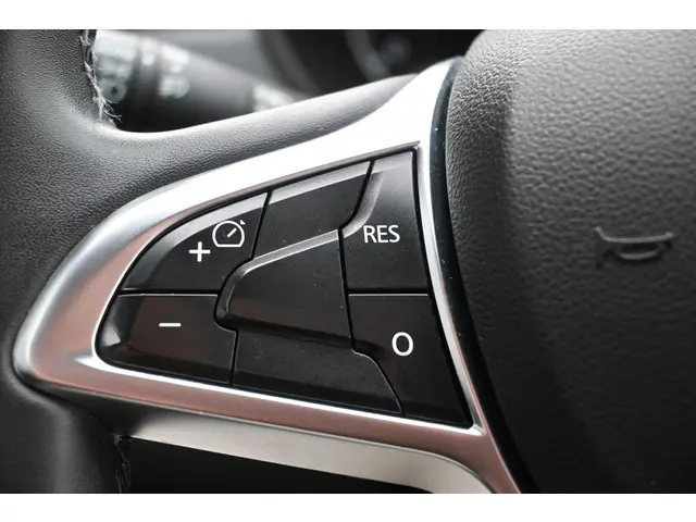 Dacia Duster TCe 130 Comfort 2020 Benzine 19