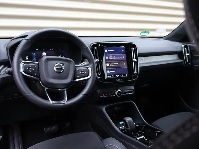 Volvo XC40 B3 Plus Dark 2023 Benzine 14
