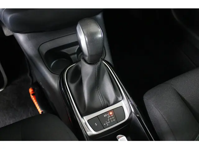 Citroën C4 Cactus 1.2 PureTech Business 2018 Benzine 23