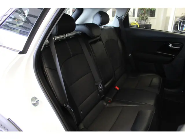 Kia Niro 1.6 GDi PHEV DynamicLine 2022 Hybride Benzine 14