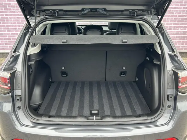 Jeep Compass 1.5T e-Hybrid Limited 2022 Hybride Benzine 22