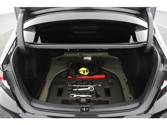 Toyota Corolla 1.8 Hybrid Dynamic 2020 Hybride Benzine 30