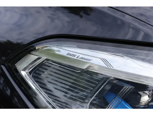 BMW X5 xDrive45e High Executive 2021 Hybride Benzine 12