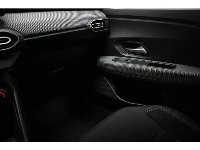 Dacia Sandero 1.0 TCe 90 Expression 2024 Benzine 30