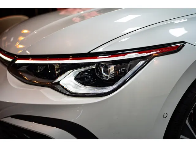 Volkswagen Golf 2.0 GTI|PANO|AUT|LEDER|IQLIGHT 2021 Benzine 11