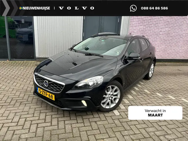 Volvo V40 Cross Country 1.6 T4 Momentum 2015 Benzine