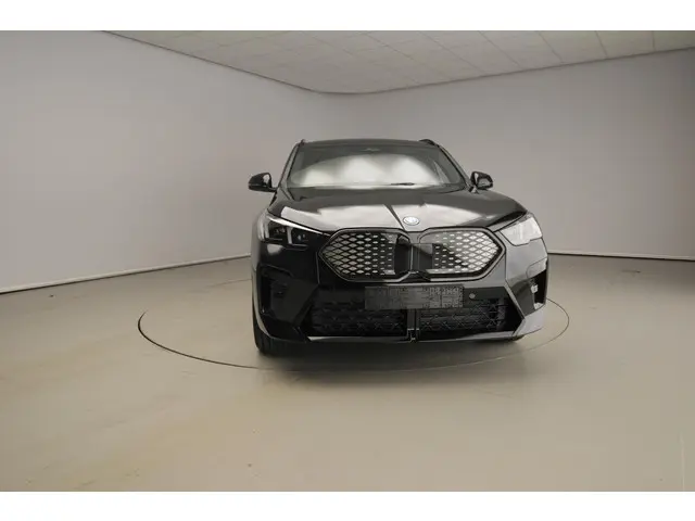 BMW iX2 eDrive20 2026 Elektrisch 5