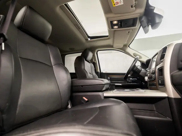 Dodge Ram 1500 5.7 V8 Quad Cab 6'4 2014 LPG/Gas 8