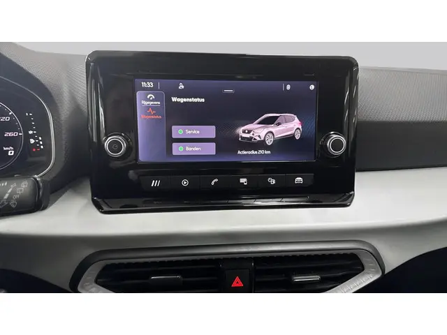 SEAT Arona 1.0 TSI Style Business Connect 2023 Benzine 26