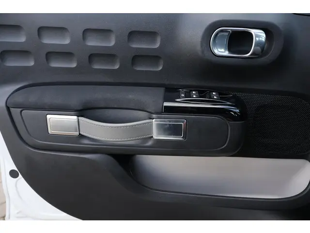 Citroën C3 1.2 Shine 2017 Benzine 30