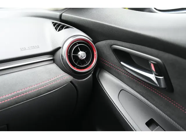 Mazda 2 SkyActiv-G 90 automaat Homura Aka 2024 Benzine 40