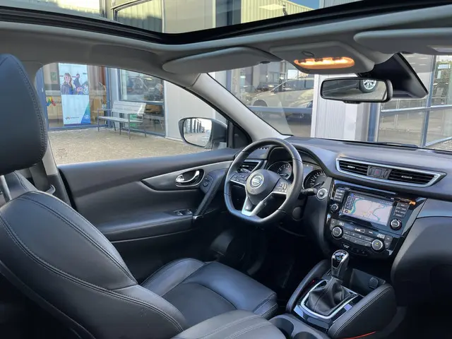 Nissan QASHQAI 1.2 Tekna 2018 Benzine 4
