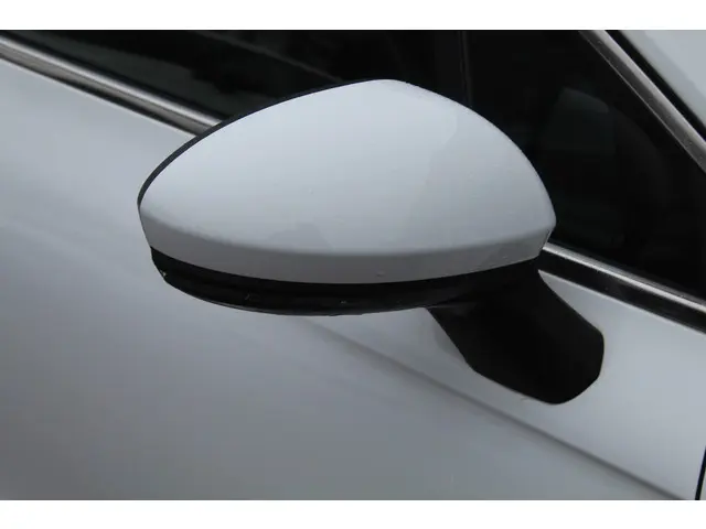 Renault Clio 1.0 TCe Intens//LED//Navi//Ecc!! 2020 Benzine 24