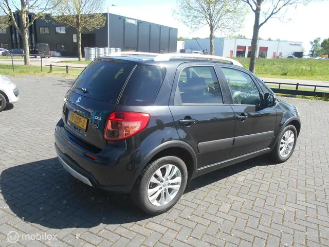 Suzuki SX4 1.6 Executive Clima, Navi!! 2013 Benzine 5