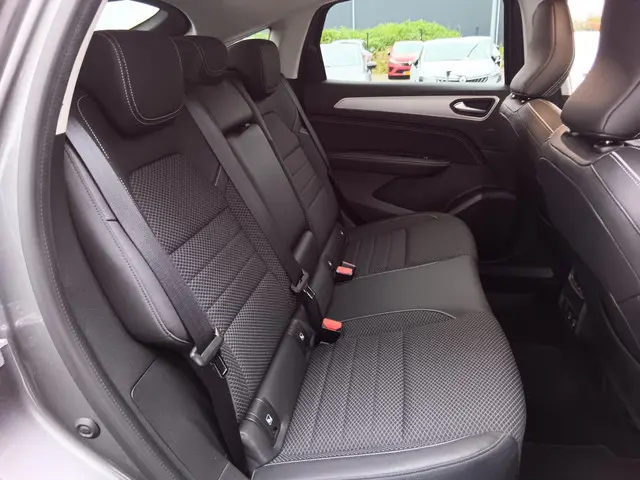 Renault Arkana 1.3 TCe 140 EDC Intens 2021 Benzine 21